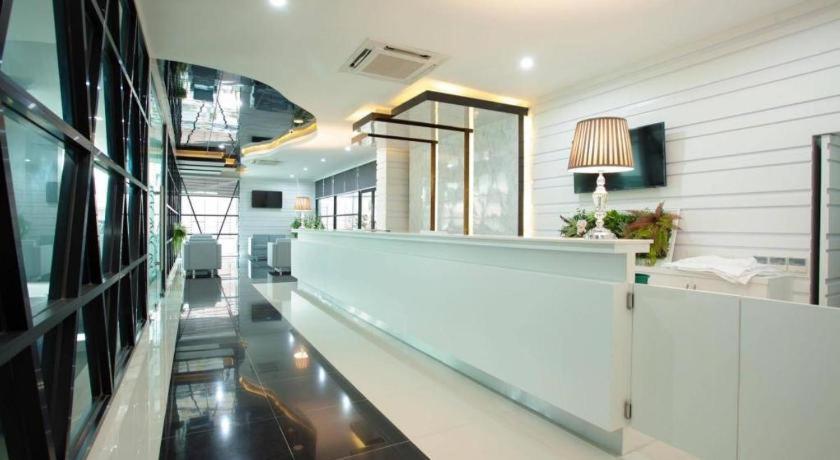 Thanburi Hotel Udon Thani Bagian luar foto