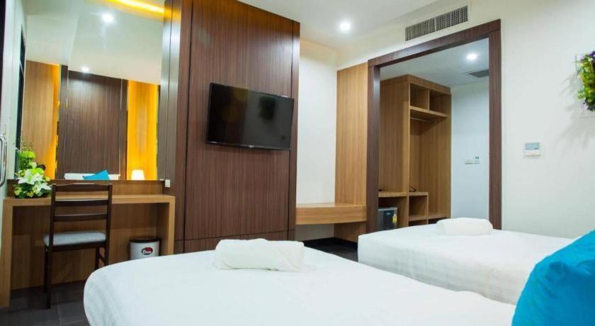 Thanburi Hotel Udon Thani Bagian luar foto
