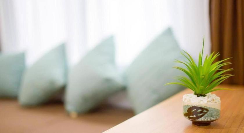 Thanburi Hotel Udon Thani Bagian luar foto