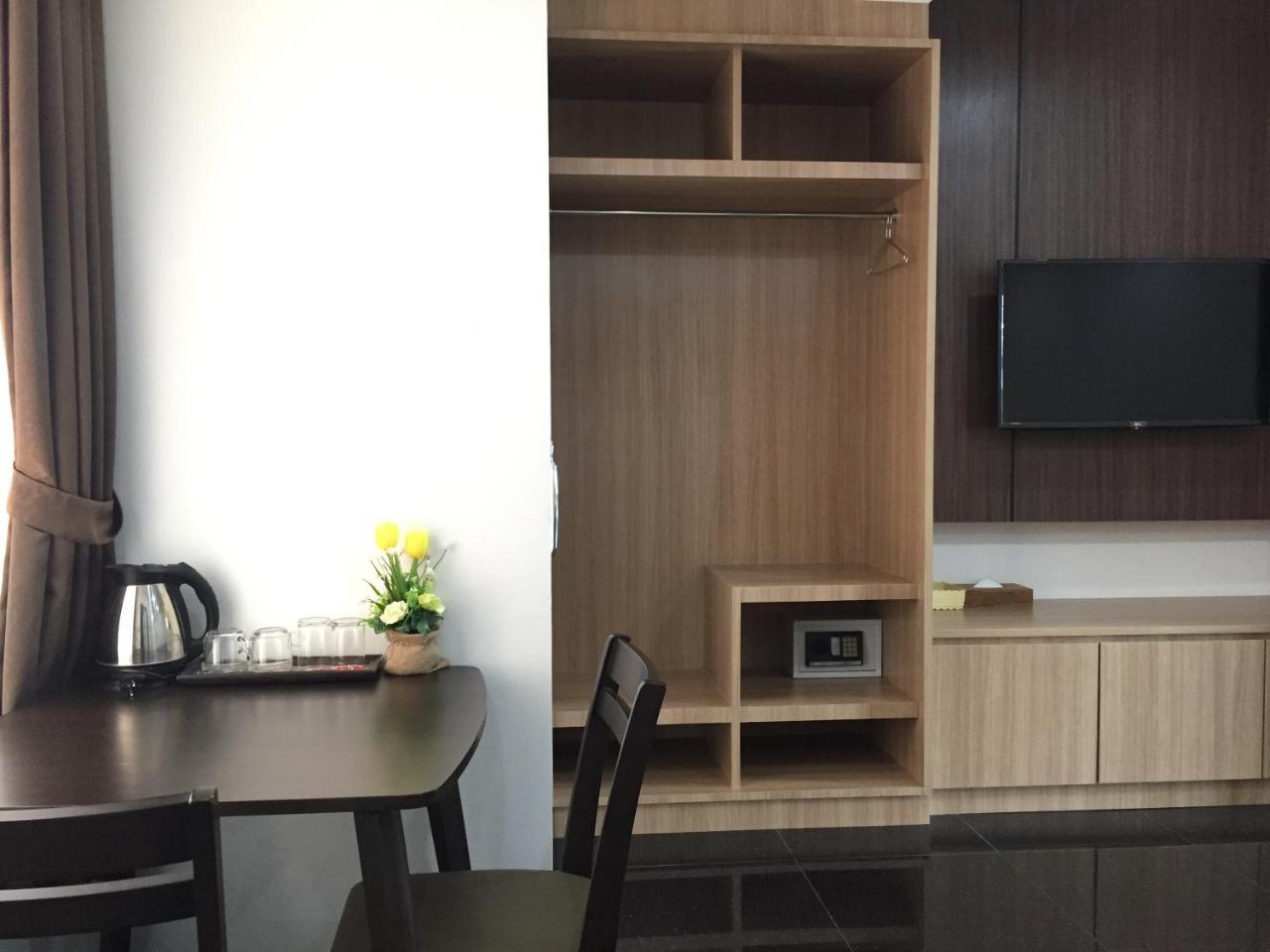 Thanburi Hotel Udon Thani Bagian luar foto